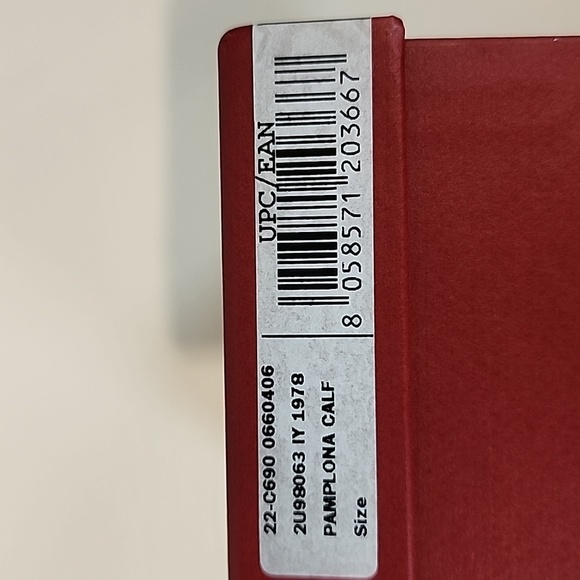 Salvatore Ferragamo Pamploma Wallet - Picture 6 of 15